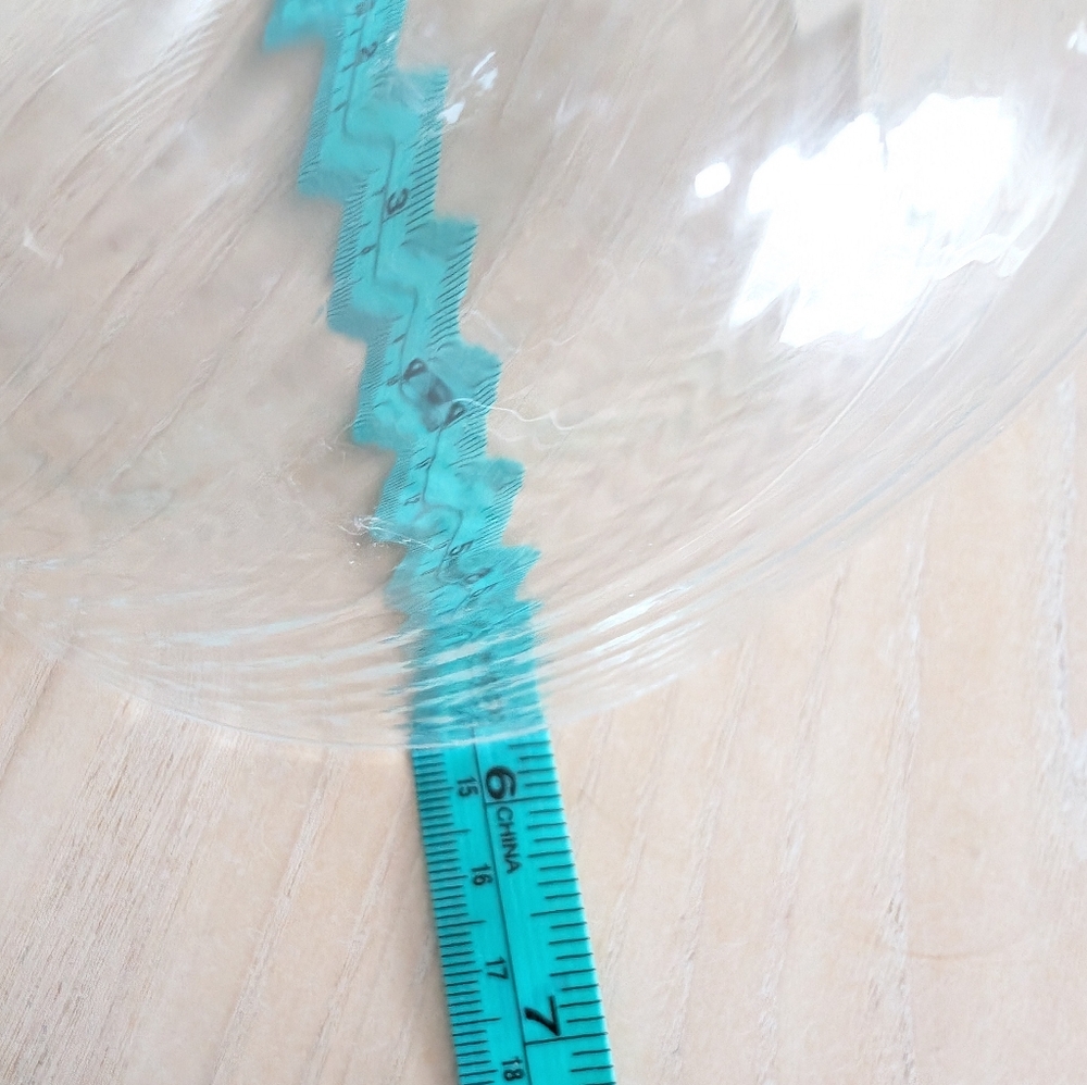 Swirl Ribbed Glass Vase - Picture 5 of 7